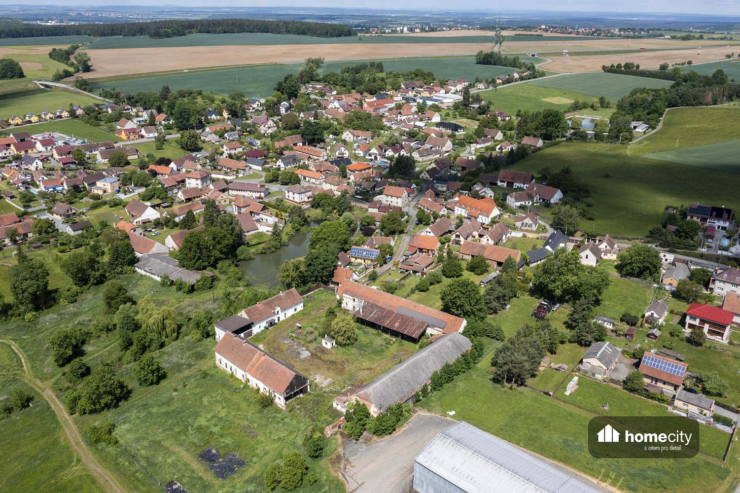 Prodej komerčního objektu (jiného typu) 1 300 m² – fotografie 2