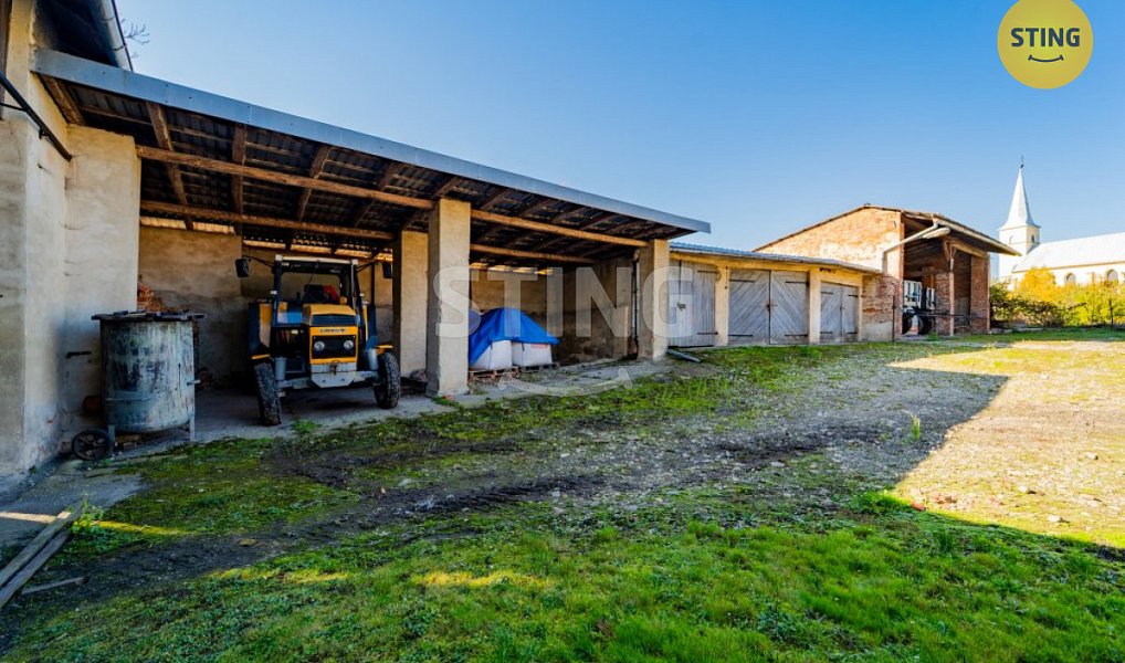Prodej domu 410 m² s pozemkem 3 700 m², Holasovice – náhled fotky 30