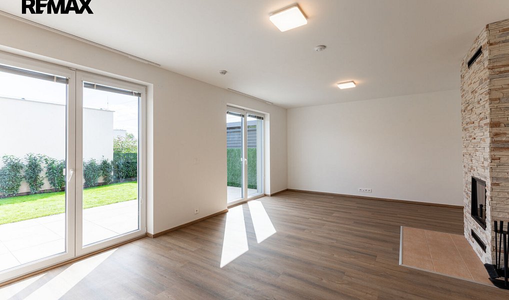 Pronájem domu 107 m² s pozemkem 124 m², Praha – náhled fotky 6