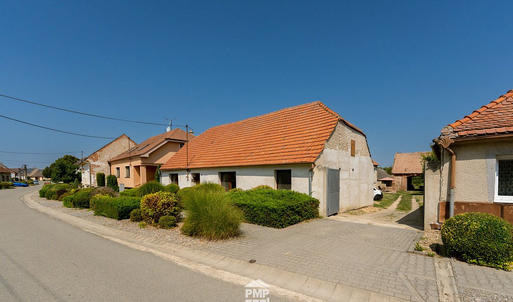Prodej domu 238 m² s pozemkem 1 218 m², Malešovice – náhled fotky 42