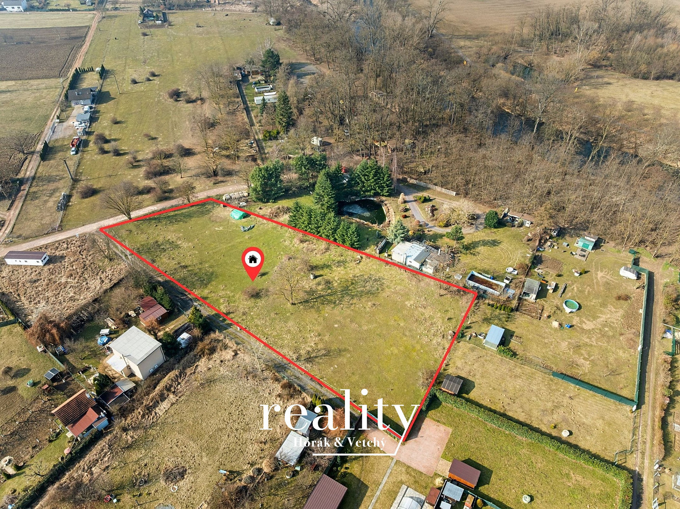 Prodej specifického pozemku 2 018 m², Znojmo - Oblekovice – pohled 4
