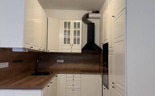 Pronájem bytu 2+kk 57 m², Chebská, Mariánské Lázně, okres Cheb