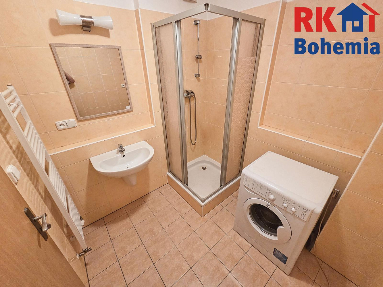 Pronájem bytu 1+kk 30 m² — photo 3