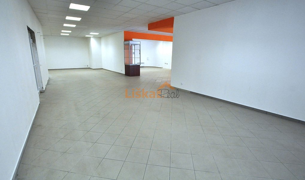 Prodej obchodních prostor 384 m², Břeclav – náhled fotky 4