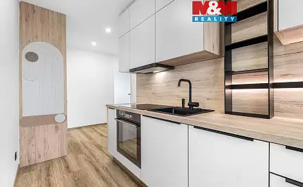 Prodej bytu 3+1 60 m², Jezdecká, Děčín - Děčín III-Staré Město