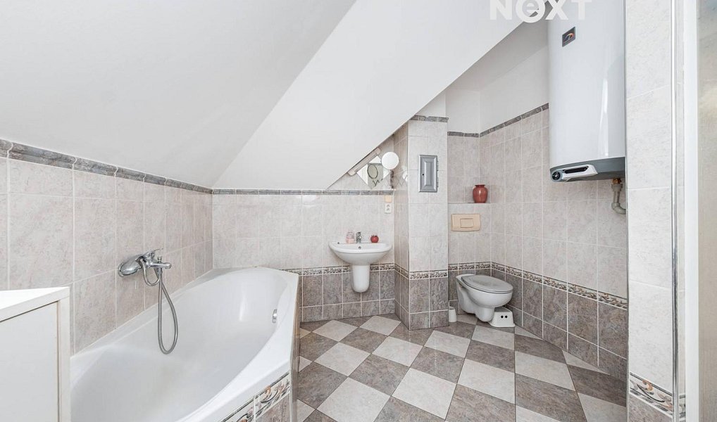 Prodej domu 160 m² s pozemkem 917 m², Horní Jelení – náhled fotky 26