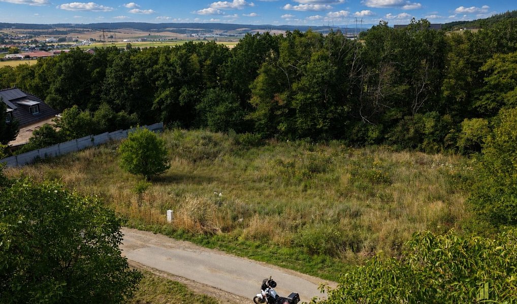 Prodej stavebního pozemku 1 462 m², Ostrovačice – náhled fotky 3