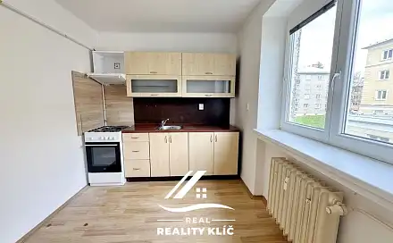 Pronájem bytu 1+1 28 m², Severní, Hlučín, okres Opava