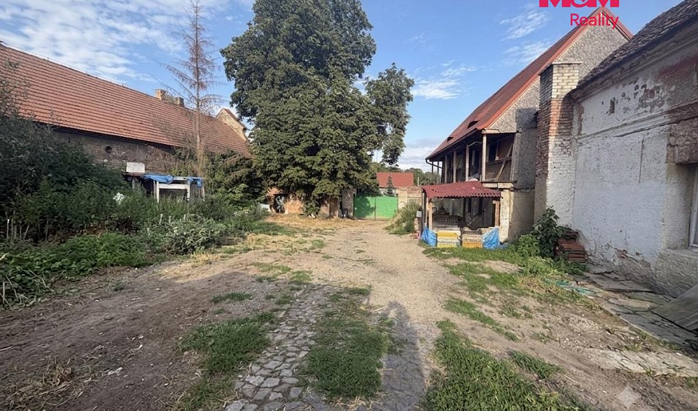 Prodej domu 200 m² s pozemkem 1 007 m², Libčeves – náhled fotky 4