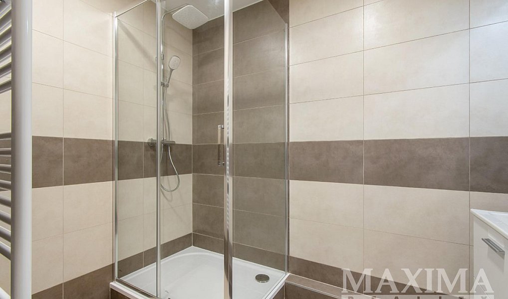 Prodej bytu 3+1 80 m², Praha – náhled fotky 12