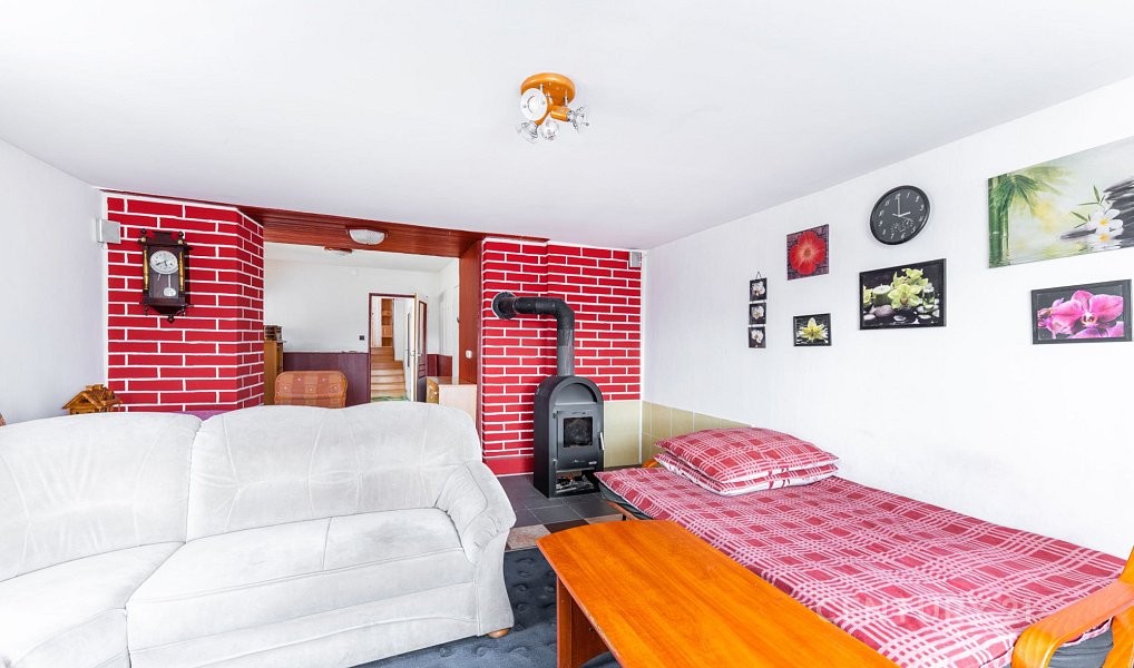 Prodej domu 153 m² s pozemkem 1 100 m², Kamýk – náhled fotky 8