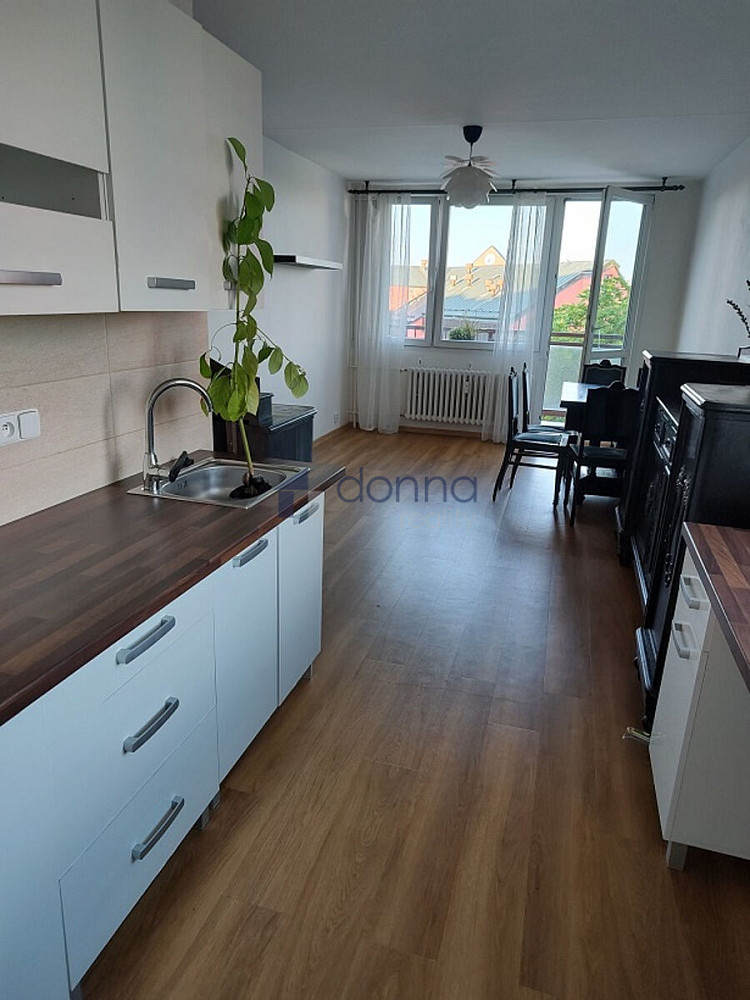 Pronájem bytu 3+kk 63 m² – fotografie 5