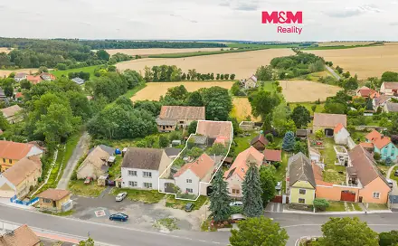 Prodej domu 208 m² s pozemkem 882 m², Páleč, okres Kladno