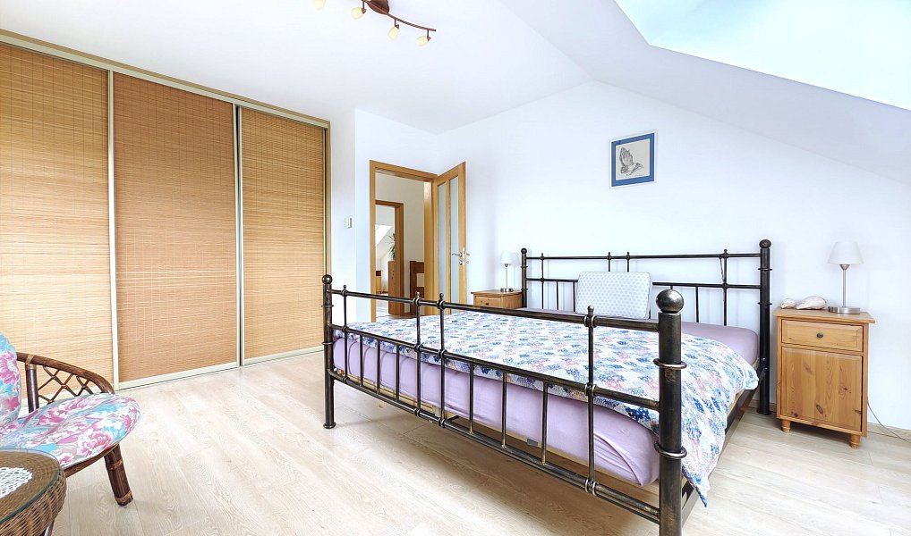 Prodej domu 224 m² s pozemkem 816 m², Nový Vestec – náhled fotky 41