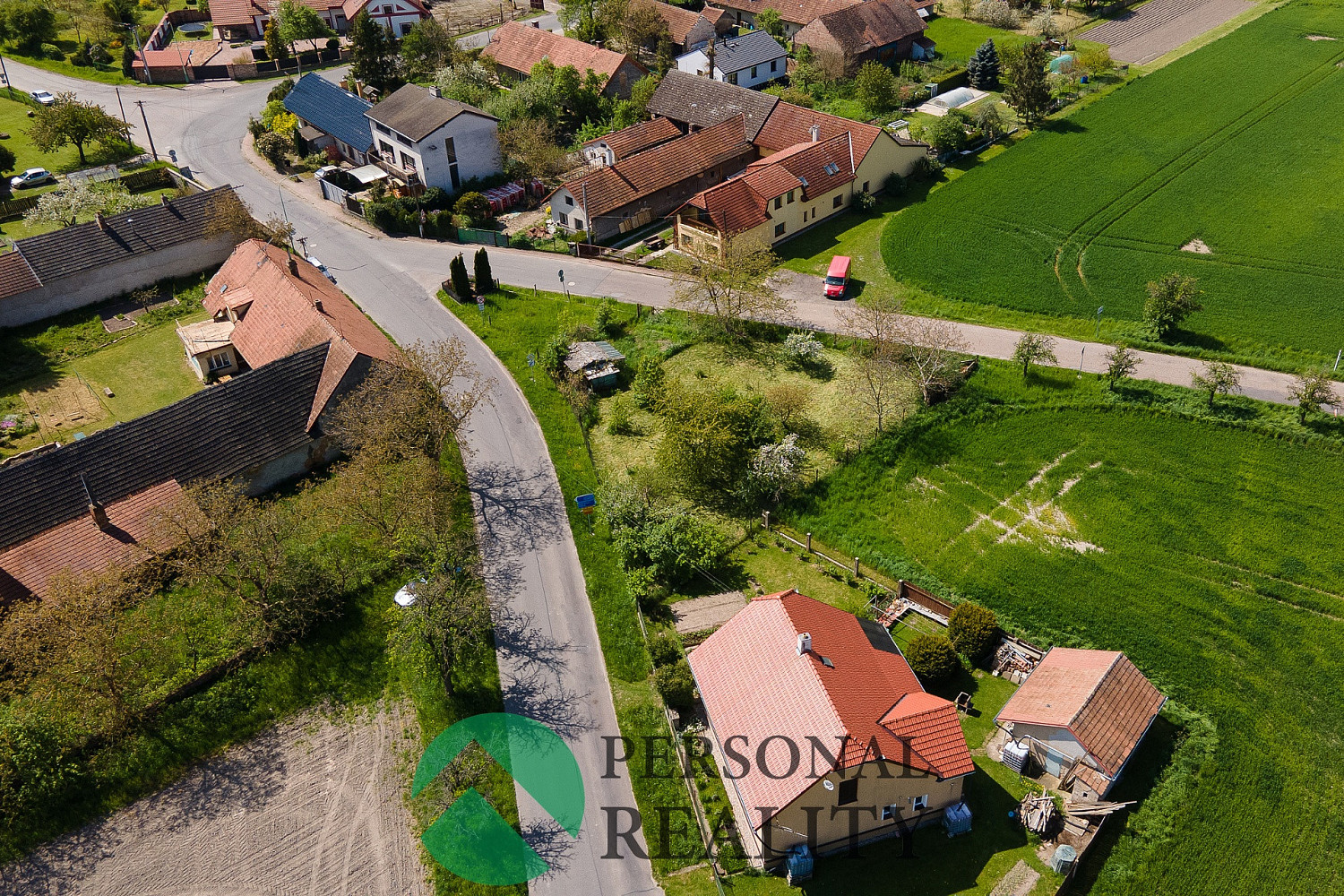 Prodej stavebního pozemku 910 m² – další