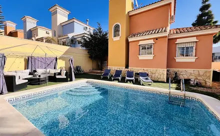 Prodej vily 160 m² s pozemkem 390 m², Villamartín, Costa Blanca, Španělsko