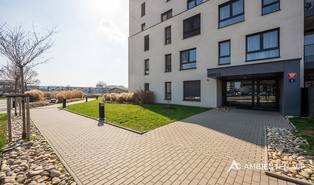Prodej bytu 2+kk 72 m², Praha – náhled fotky 43