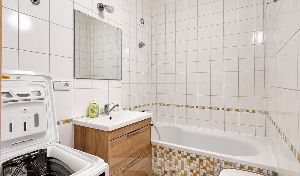 Pronájem bytu 2+kk 42 m², Praha – náhled fotky 10