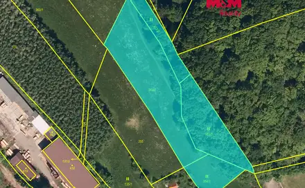 Prodej komerčního pozemku 4 694 m², Chvalčov, okres Kroměříž