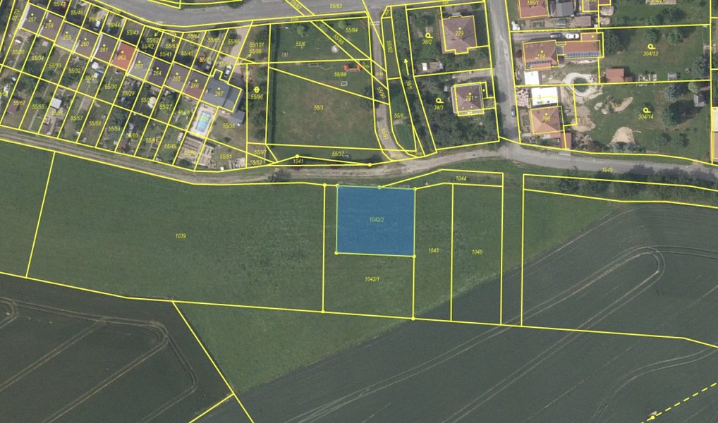 Prodej stavebního pozemku 780 m², Suchdol – náhled fotky 2