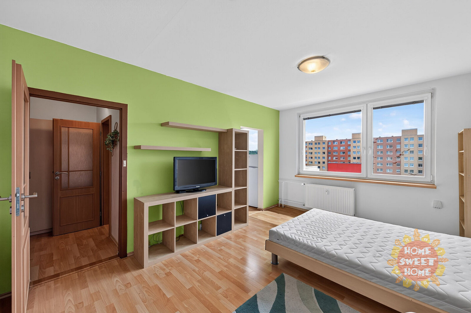 Pronájem bytu 1+kk 30 m² – fotografie 2