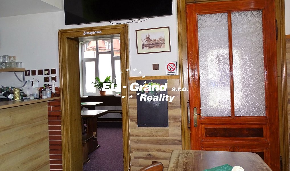 Prodej domu 325 m² s pozemkem 528 m², Šluknov – náhled fotky 13