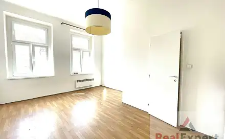 Pronájem bytu 1+kk 26 m²