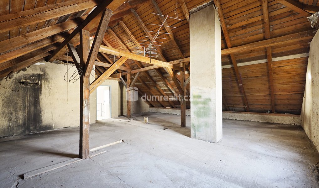 Prodej domu 140 m² s pozemkem 1 249 m², Hořátev – náhled fotky 30