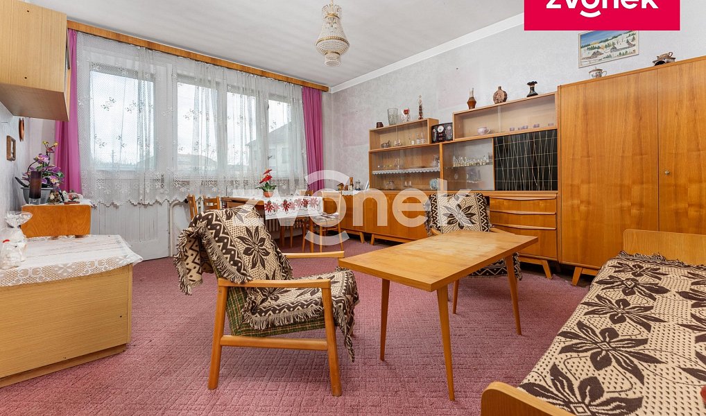 Prodej domu 250 m² s pozemkem 1 184 m², Lukov – náhled fotky 15