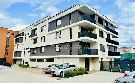 Pronájem bytu 1+kk 35 m²