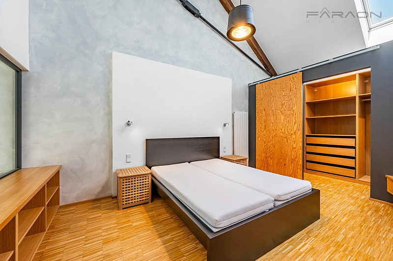 Pronájem bytu 3+kk 146 m² – fotografie 5