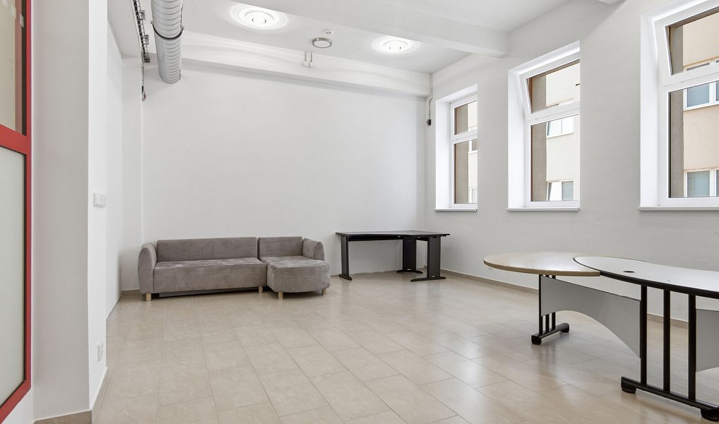 Pronájem kanceláře 213 m², Opava – náhled fotky 6