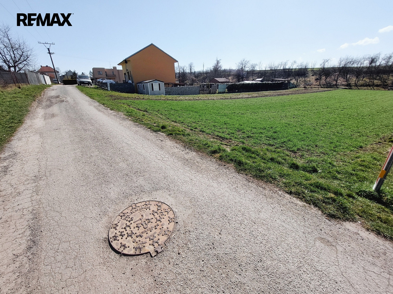 Prodej stavebního pozemku 842 m² – pohled 6