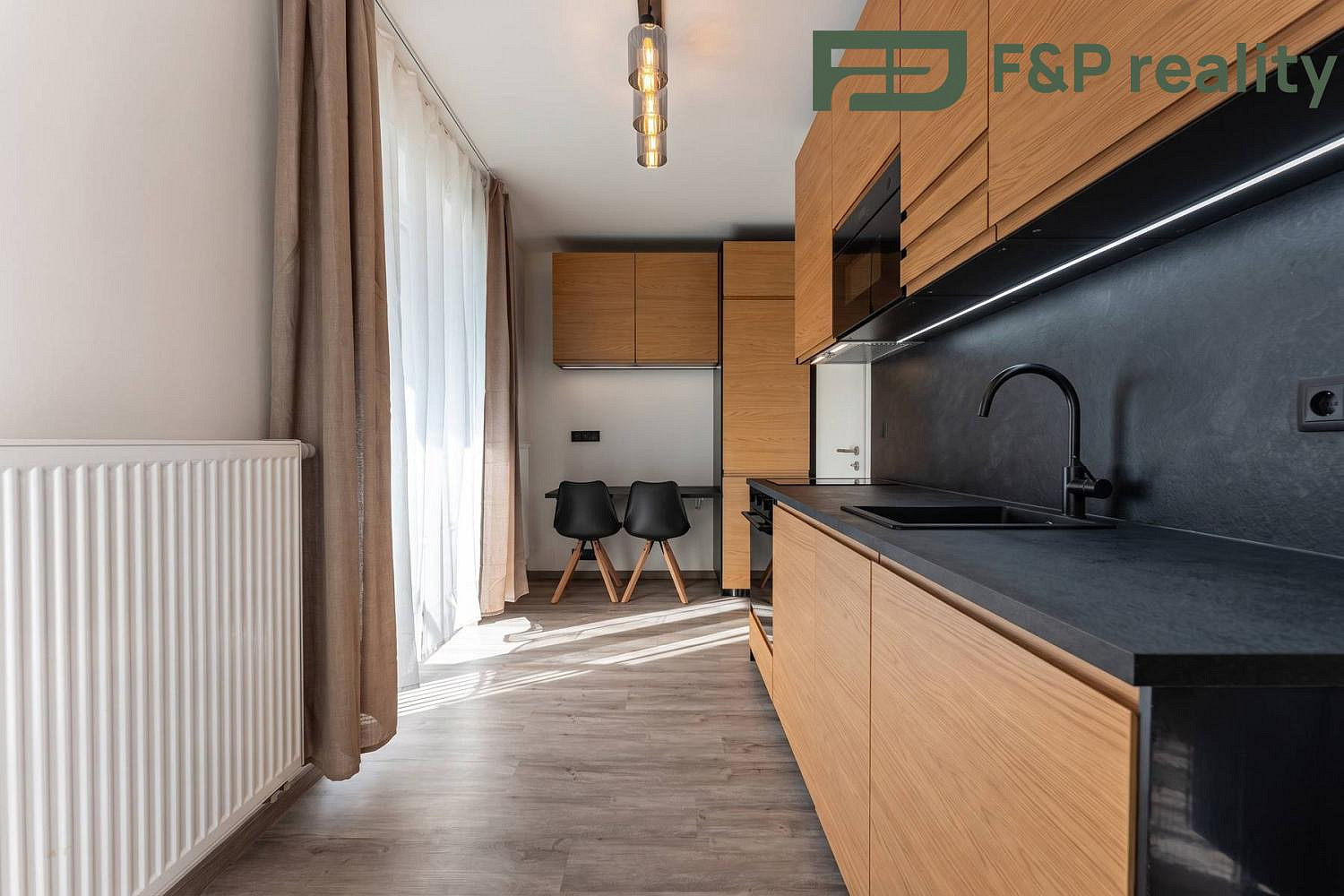 Pronájem bytu 1+1 39 m² – fotografie 2