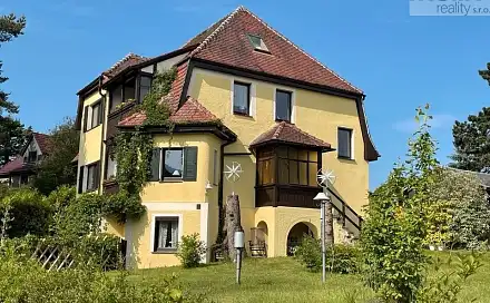 Prodej domu 320 m² s pozemkem 1 680 m², 02 Jonsdorf, Německo, Německo