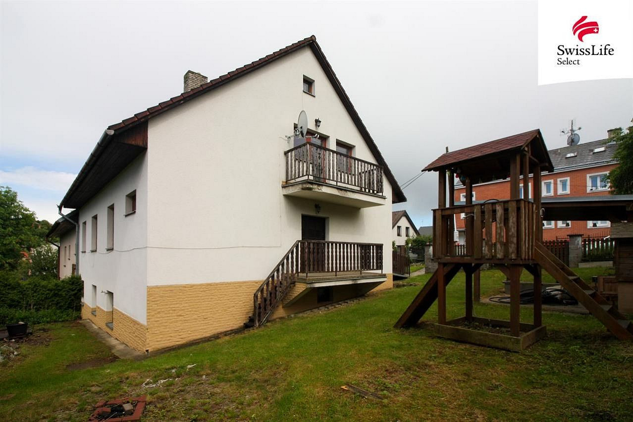 Prodej domu 245 m² s pozemkem 388 m² - Widok 6