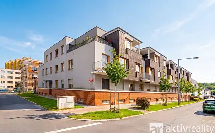 Prodej bytu 3+1 110 m², Mezi domky, Praha 3 - Žižkov