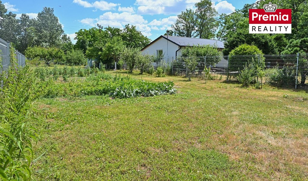 Prodej zahrady 1 034 m², Medlov – náhled fotky 10