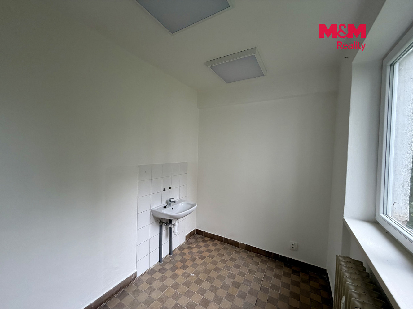 Pronájem obchodních prostor 25 m² – fotografie 5