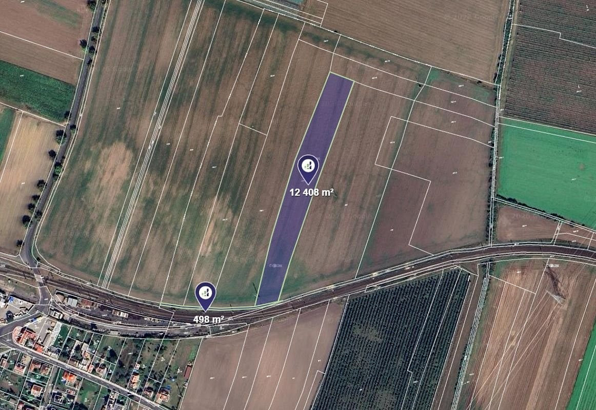 Prodej pole 28 012 m²