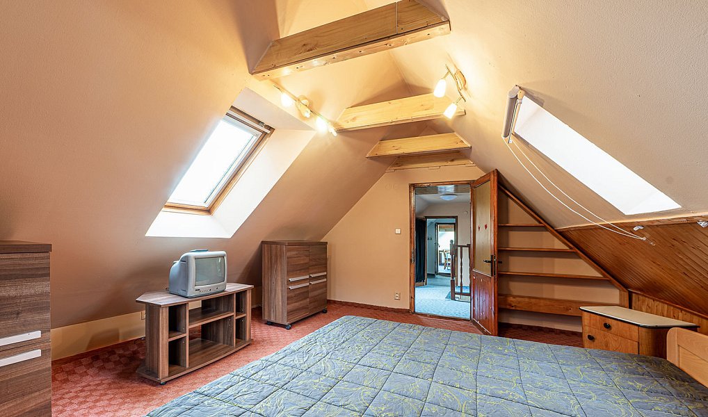 Prodej domu 90 m² s pozemkem 113 m², Manětín – náhled fotky 10