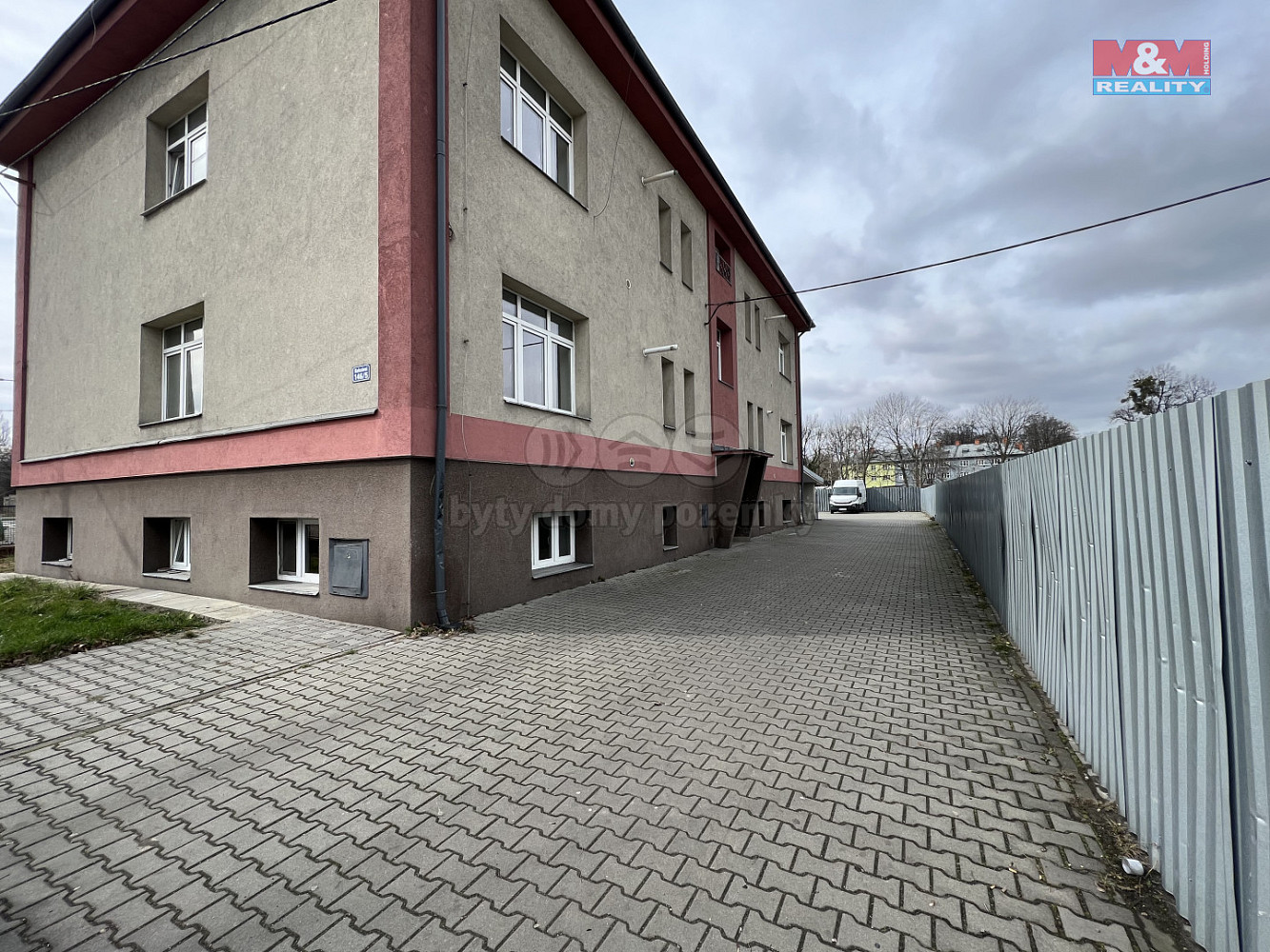 Prodej nájemního domu, činžáku 700 m² – fotografie 4