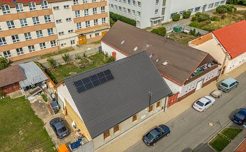 Prodej domu 129 m² s pozemkem 465 m², Nad Vápenkami, Kladno - Kročehlavy