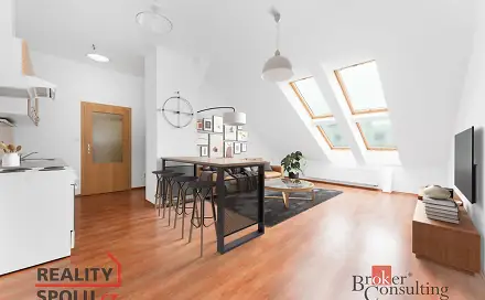 Pronájem bytu 2+kk 70 m², Riegrovo náměstí, Poděbrady - Poděbrady III, okres Nymburk