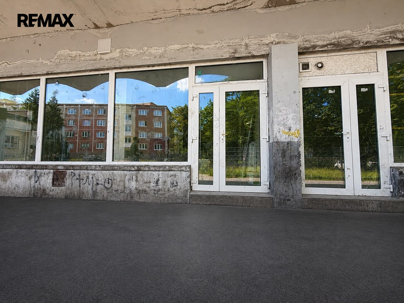 Pronájem obchodních prostor 72 m² – fotografie 2