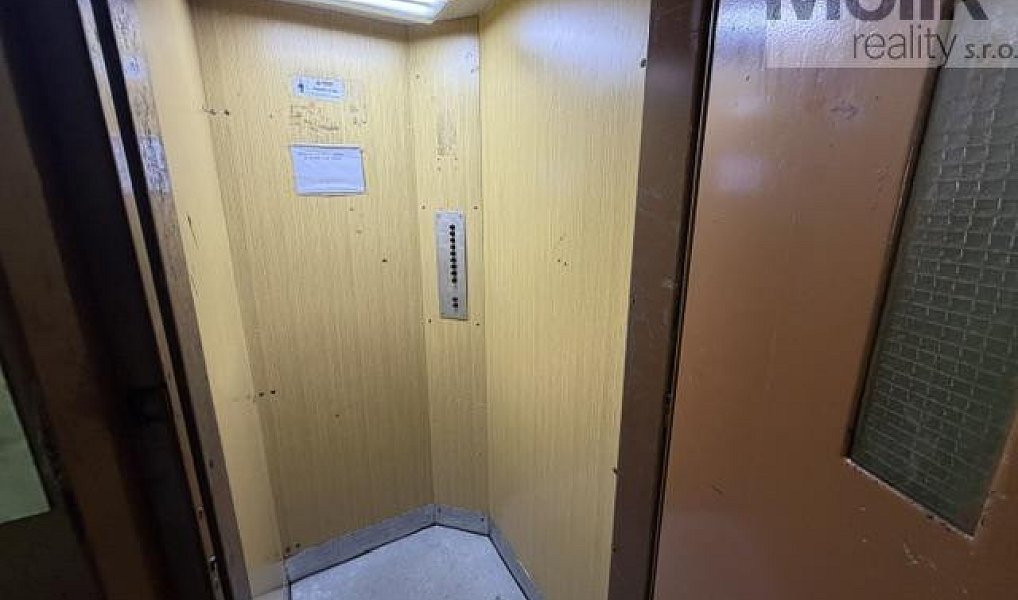 Pronájem bytu 3+1 62 m², Most – náhled fotky 17