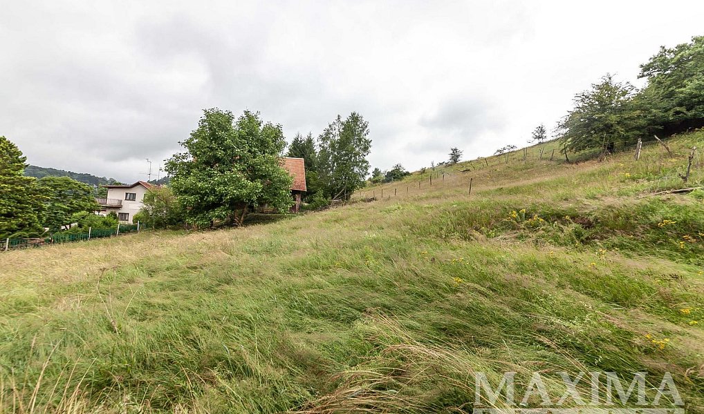 Prodej stavebního pozemku 4 517 m², Slaná – náhled fotky 30