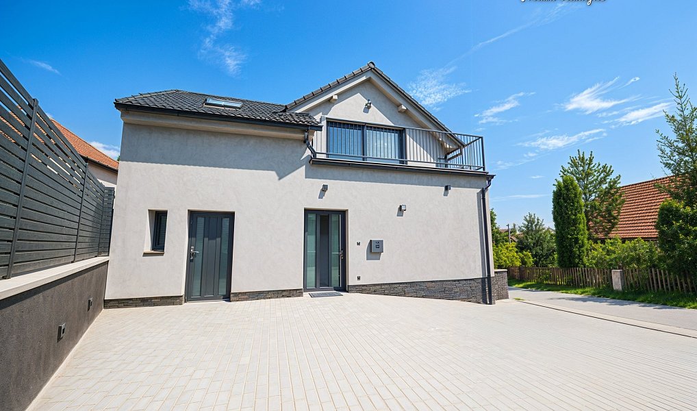 Prodej domu 160 m² s pozemkem 372 m², Okříšky – náhled fotky 24