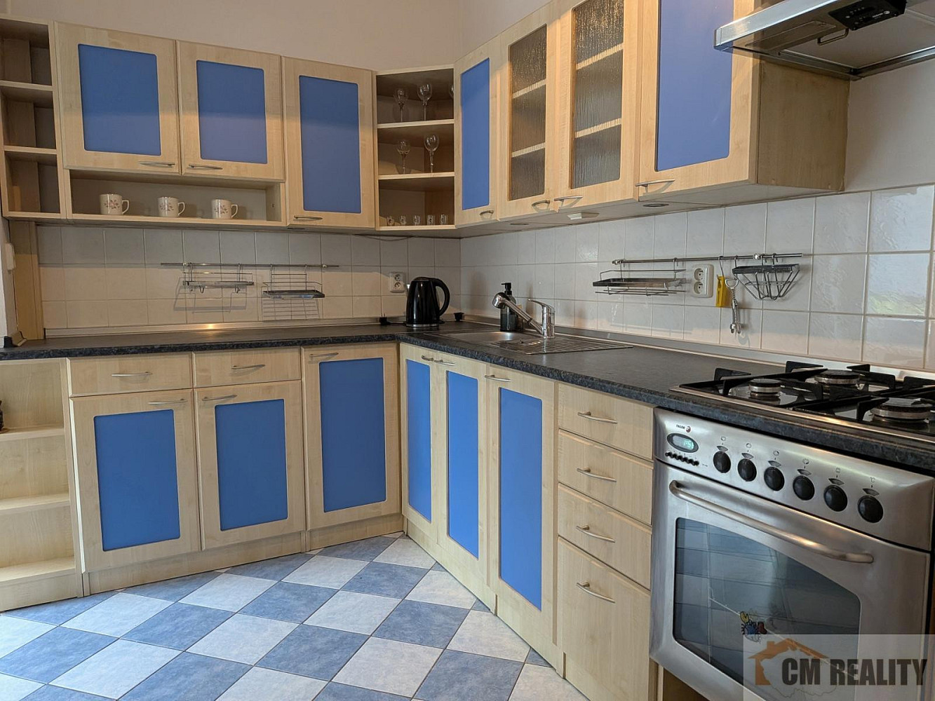 Prodej domu 245 m² s pozemkem 328 m²