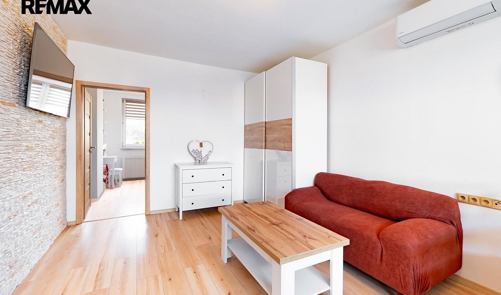Prodej bytu 3+kk 58 m², Dolní Chvatliny – náhled fotky 3